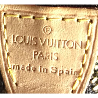 Louis Vuitton Pochette Mini in Brown
