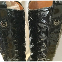 Armani Stiefel aus Lackleder