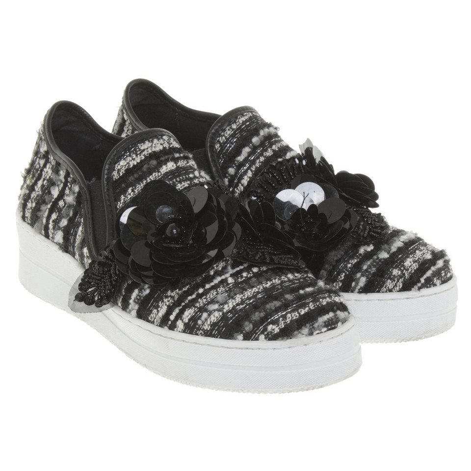 Kurt Geiger Slipper in Bouclé-Optik