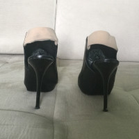 Alexander McQueen Peep toes with slingback