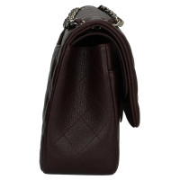 Chanel Classic Flap Bag Jumbo aus Leder in Bordeaux