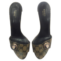 Gucci Mules with pattern