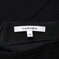 Carven Rock in Schwarz