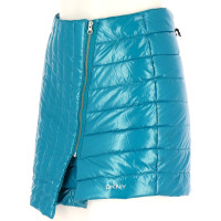 Dkny skirt with quilted pattern