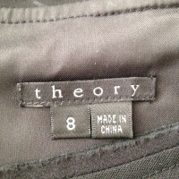 Theory robe