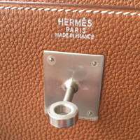 Hermès Kelly Bag 32 in Pelle in Oro