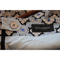 Windsor skirt with pattern