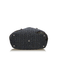 Chanel Schultertasche aus Tweed