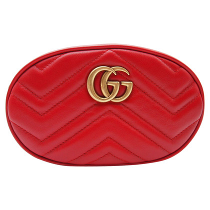 Gucci GG Marmont Matelassé Belt Bag Leer in Rood