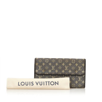 Louis Vuitton clutch