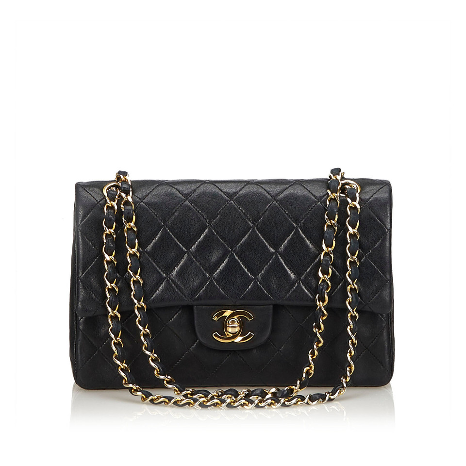 Chanel 2.55 aus Leder in Schwarz