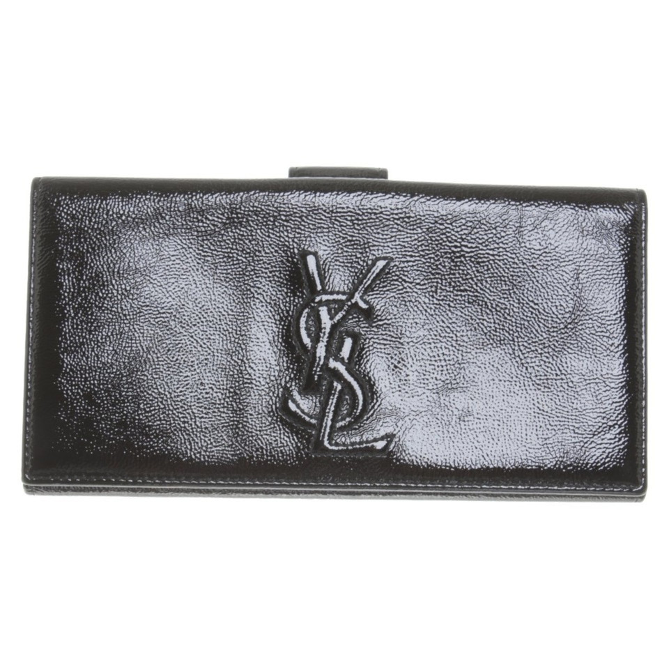 Yves Saint Laurent Purse made of patent leather
