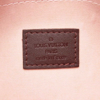 Louis Vuitton Pochette Canvas in Pink