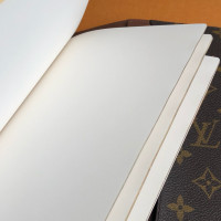 Louis Vuitton Notizbuch aus Monogram Canvas