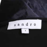 Sandro Robe en noir / bleu