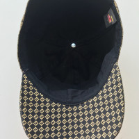 Fendi Goldfarbene Cap