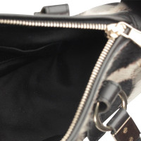 Yves Saint Laurent Schultertasche mit Ponyfell-Besatz