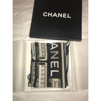 Chanel silk scarf with print