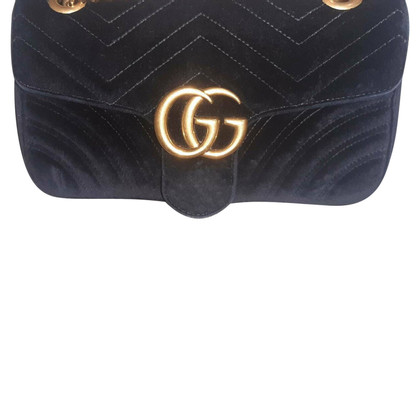 Gucci GG Marmont Flap Bag Normal en Daim en Noir