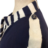 Chanel Kaschmir-Strickjacke mit Schal