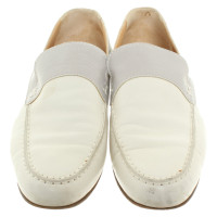 Hermès Slipper/Ballerinas aus Leder in Weiß
