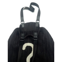 Issey Miyake Round handbag in black