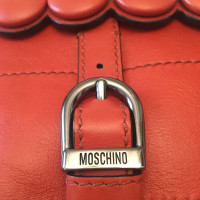 Moschino Umhängetasche in Orange-Rot