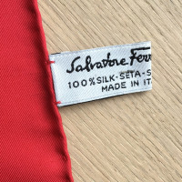 Salvatore Ferragamo foulard de soie