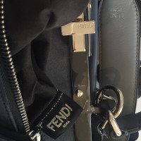 Fendi Peekaboo Bag Regular in Pelle in Blu