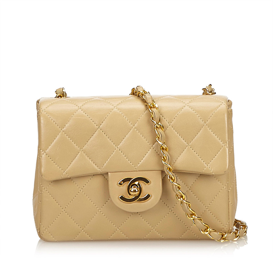 Chanel Classic Flap Bag Mini Square en Cuir en Beige