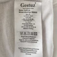 Gestuz T-shirt with print