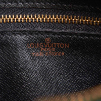 Louis Vuitton Trocadero aus Leder in Grün