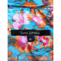 Tara Jarmon Top in seta con motivo floreale