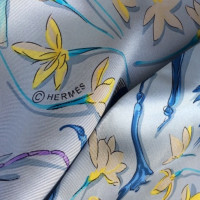 Hermès Silk scarf with pattern