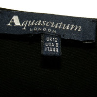 Aquascutum robe