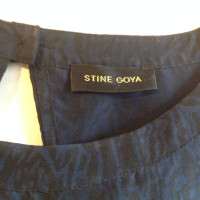 Stine Goya Zijden shirt in blauw-zwart
