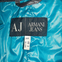 Armani Jeans naar beneden