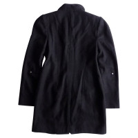 Gestuz Coat in black