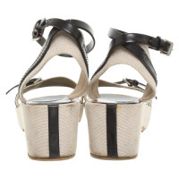 Hermès Sandals in Beige
