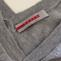 Prada Pullover in Grau