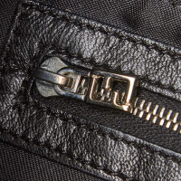 Fendi Baguette Bag Micro aus Leder in Schwarz