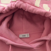 Closed Hooded Pullover