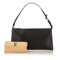 Louis Vuitton "Pochette-accessoires Epi-leer"