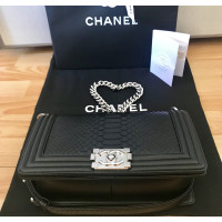 Chanel Boy Medium Leer in Zwart