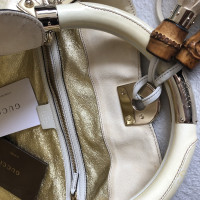 Gucci Indy Bag in Pelle verniciata in Beige