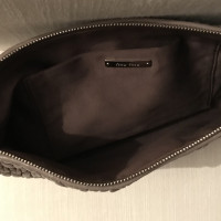 Miu Miu Handtasche aus Matelassé-Leder
