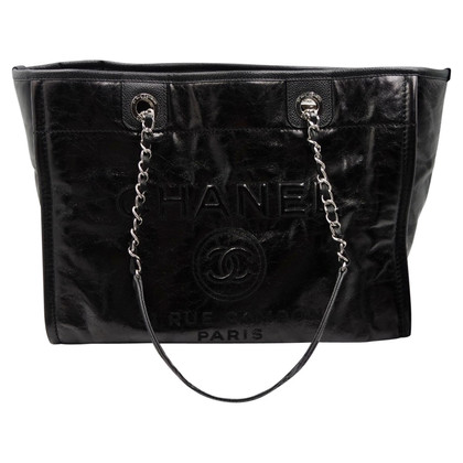 Chanel Shopping Tote Leather in Black