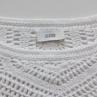 Closed Crochet sweater in white