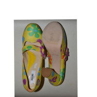 Moschino Mary Jane Pumps in Multicolor