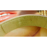 Louis Vuitton Leren armband in nude
